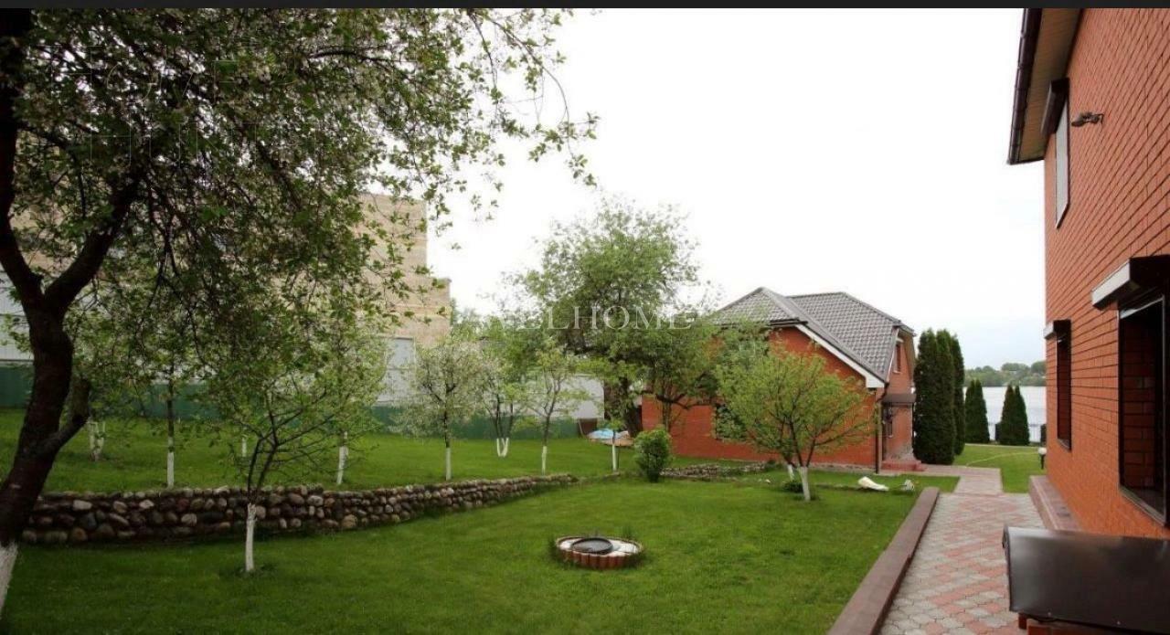 2-этажный коттедж 377 м² с отделкой