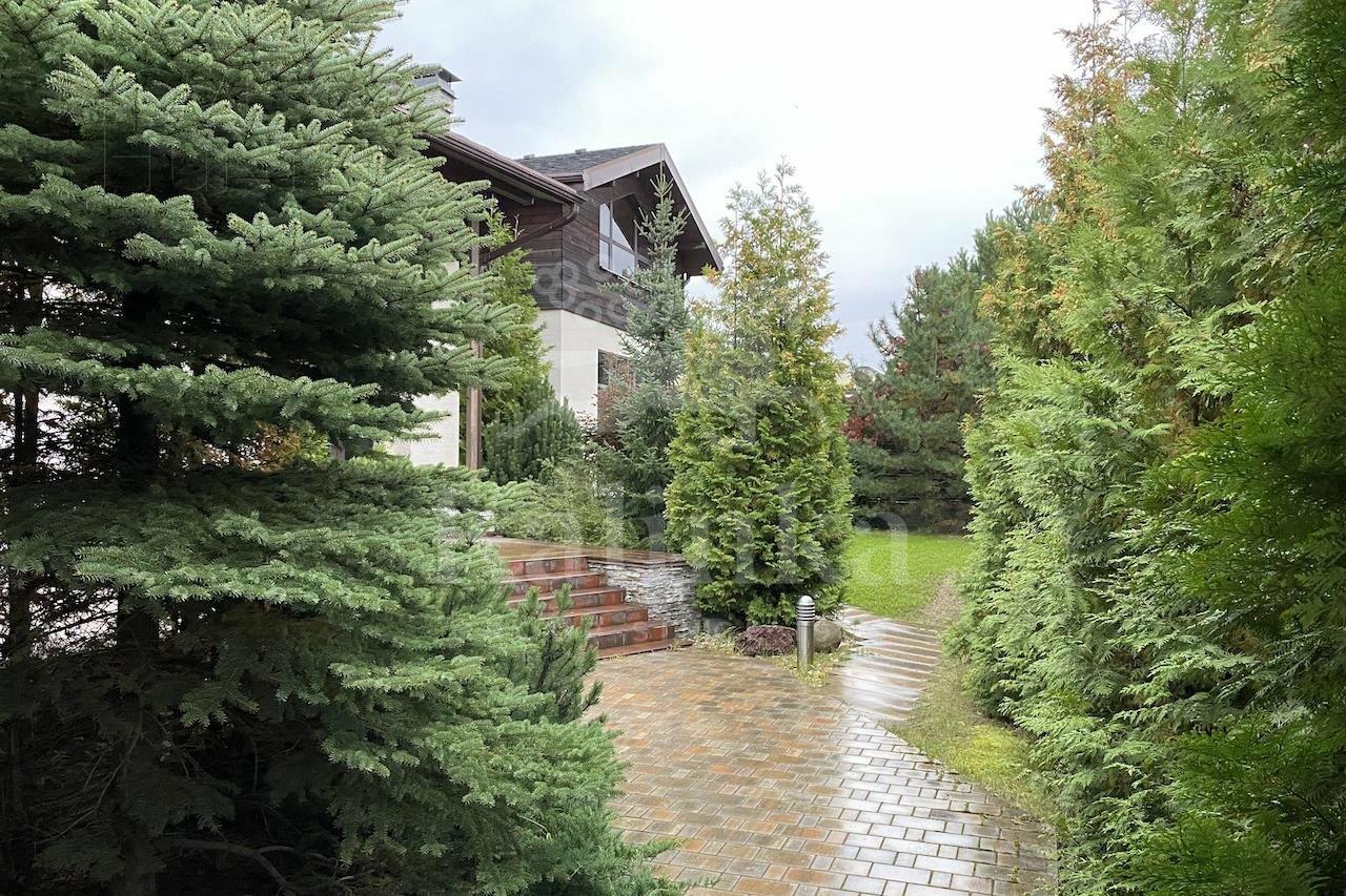 2-этажный коттедж 672 м² с отделкой