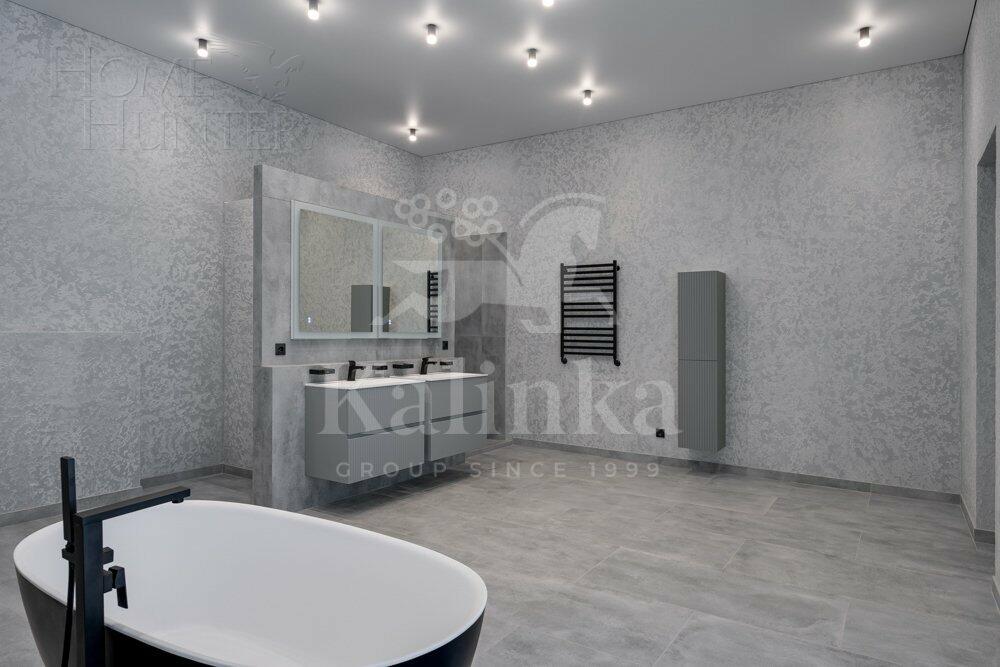 2-этажный коттедж 1 300 м² без отделки