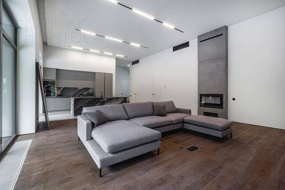 2-этажный коттедж 500 м² с отделкой