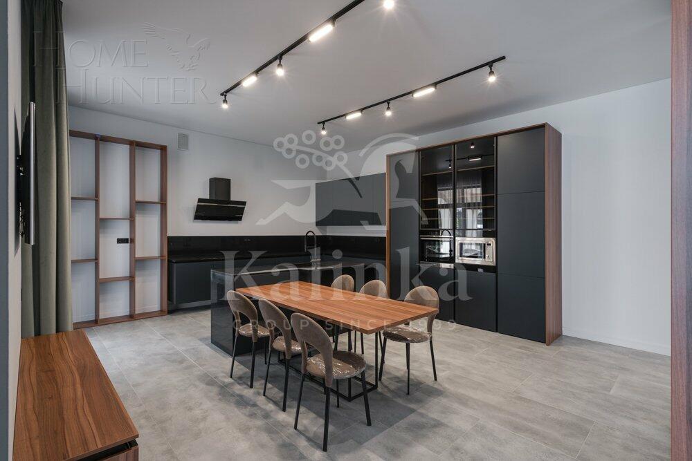 2-этажный коттедж 1 300 м² без отделки