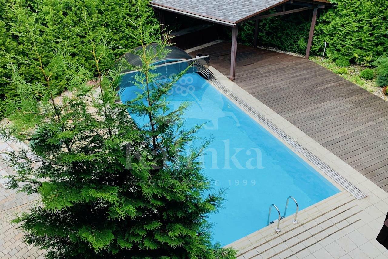 2-этажный коттедж 672 м² с отделкой