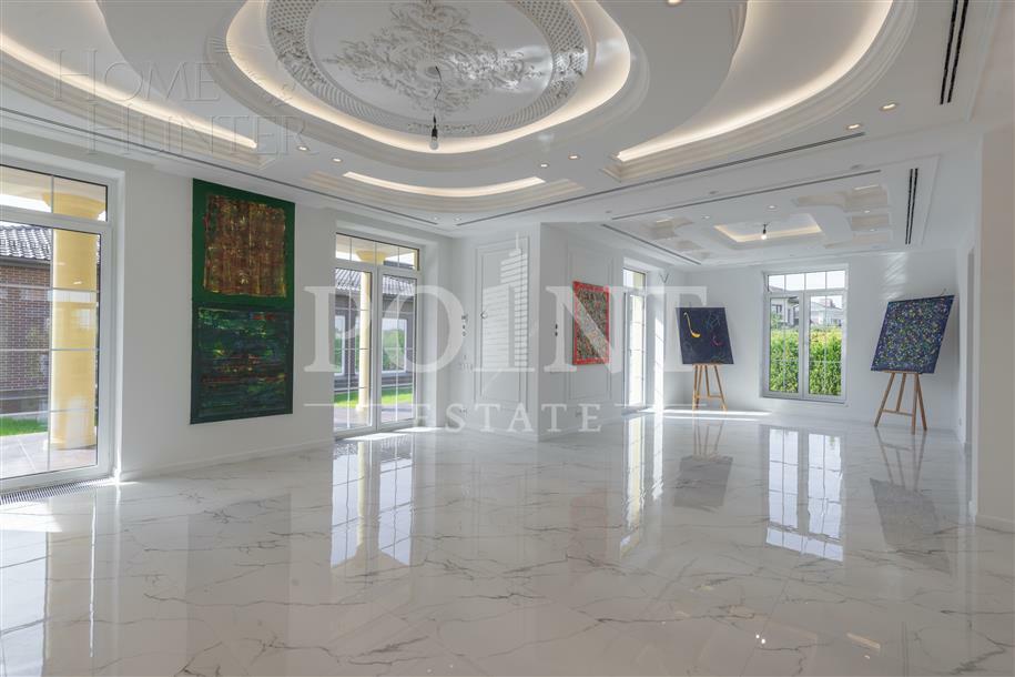 2-этажный коттедж 900 м² с отделкой