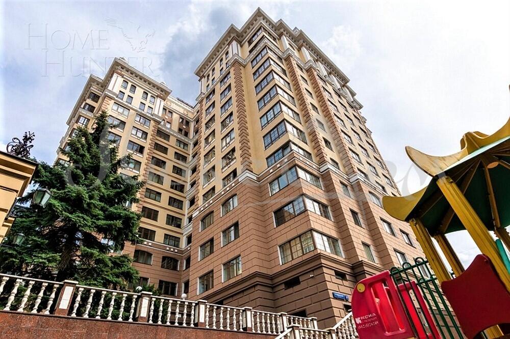 3-КОМН. КВАРТИРА С ОТДЕЛКОЙ 130 М² НА 2 ЭТАЖЕ