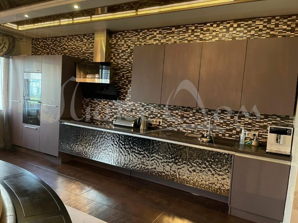 3-КОМН. КВАРТИРА С ОТДЕЛКОЙ 118 М² НА 6 ЭТАЖЕ