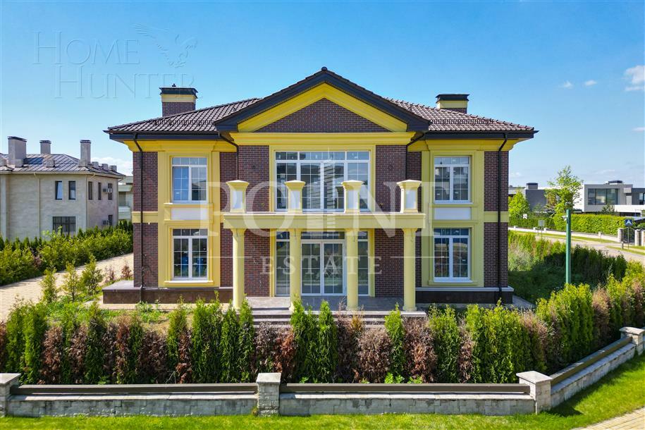 2-этажный коттедж 900 м² с отделкой