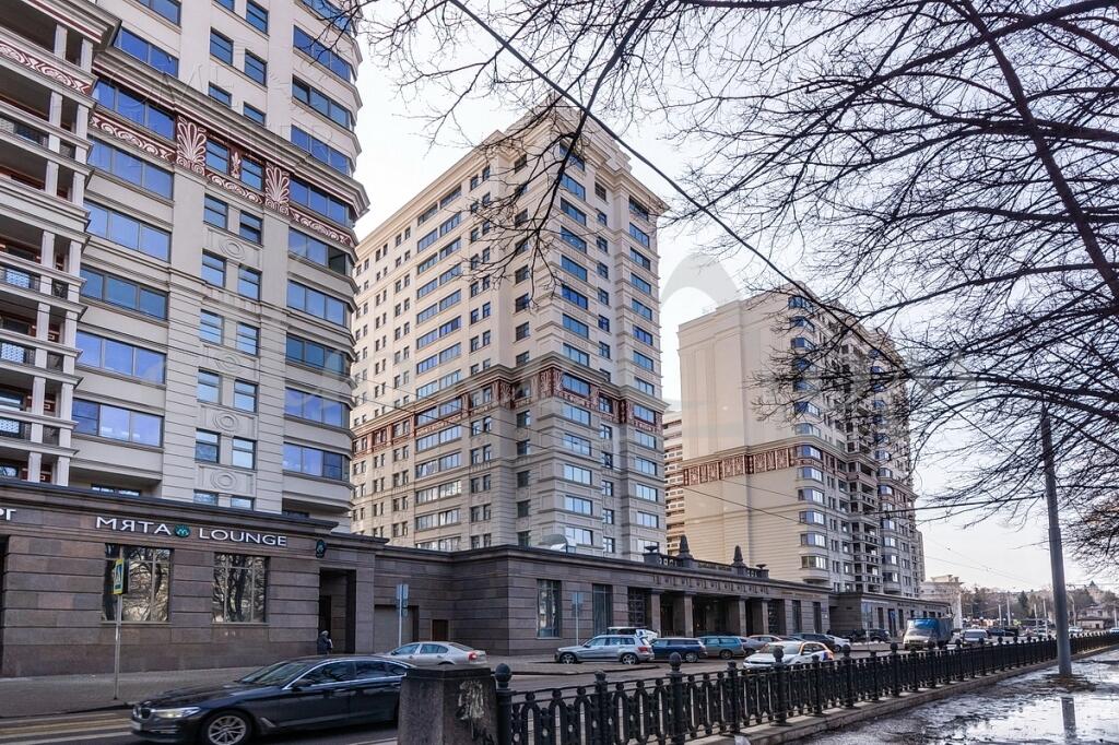 6-КОМН. ПЕНТХАУС БЕЗ ОТДЕЛКИ 379.1 М² НА 17 ЭТАЖЕ