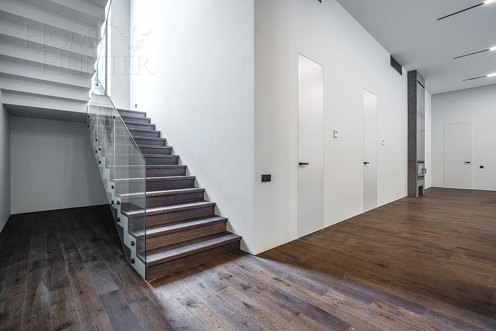 2-этажный коттедж 500 м² с отделкой