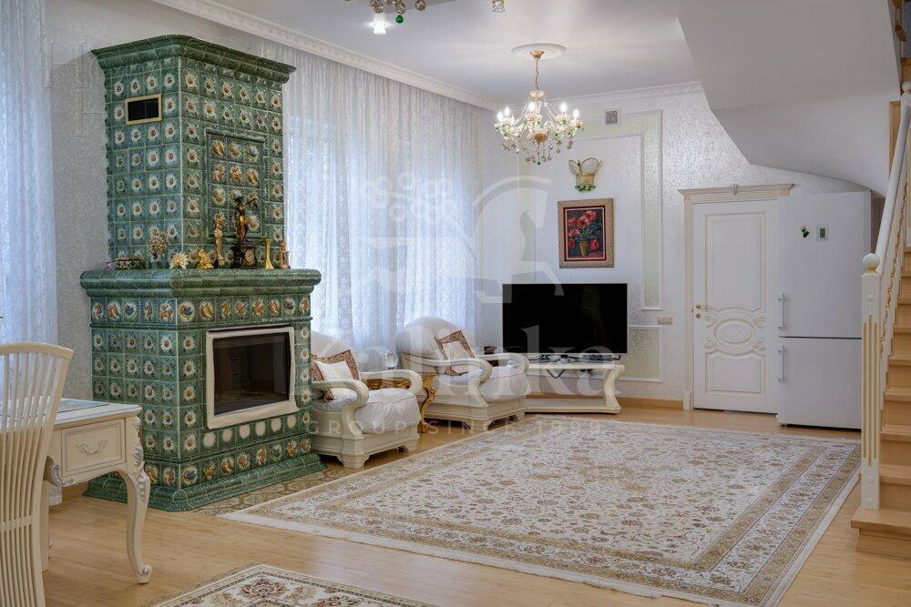 2-этажный коттедж 620 м² с отделкой