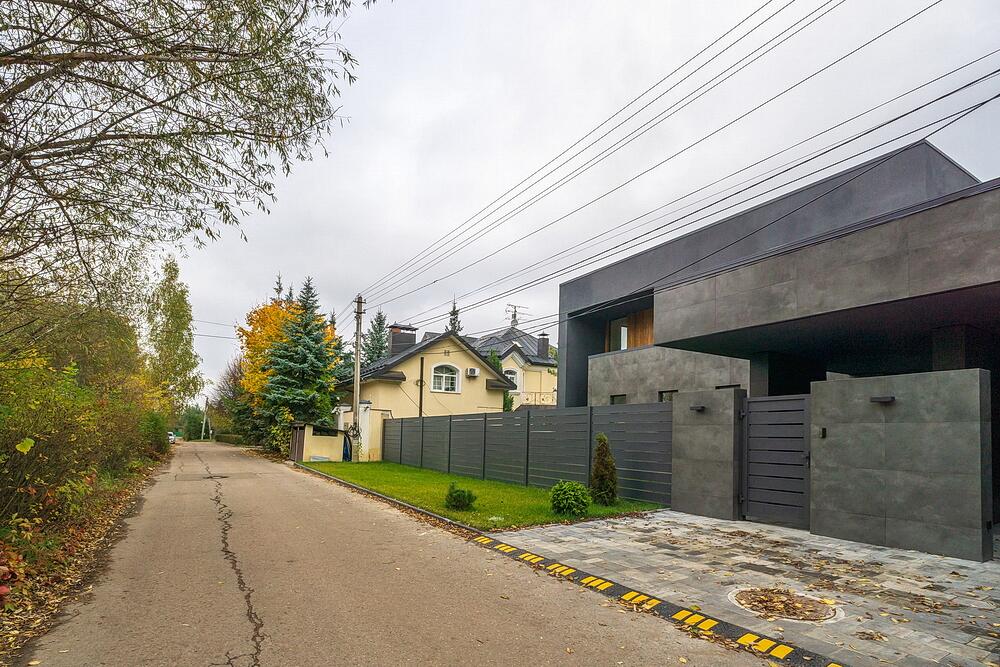 2-этажный коттедж 500 м² с отделкой