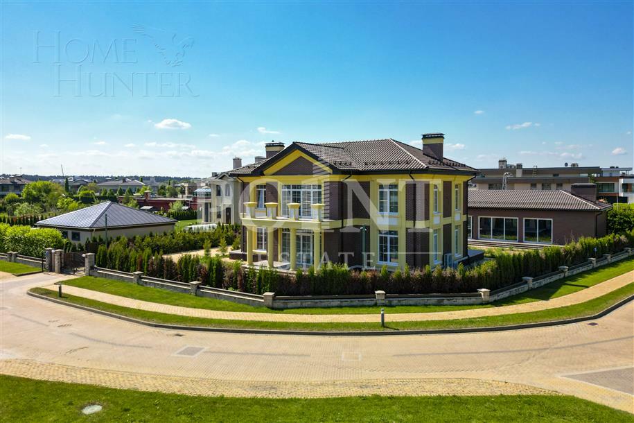 2-этажный коттедж 900 м² с отделкой