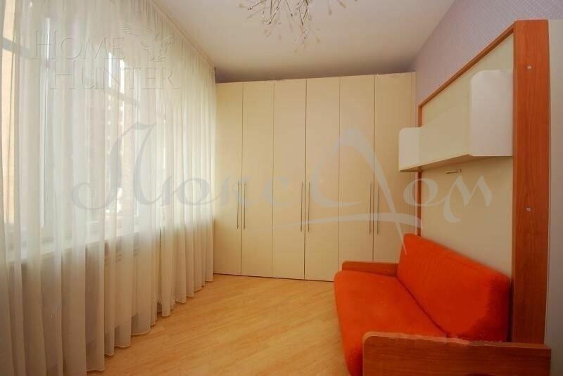 3-КОМН. КВАРТИРА С ОТДЕЛКОЙ 130 М² НА 2 ЭТАЖЕ