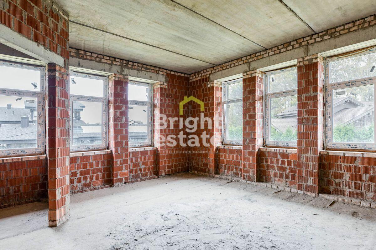 2-этажный коттедж 270 м² без отделки