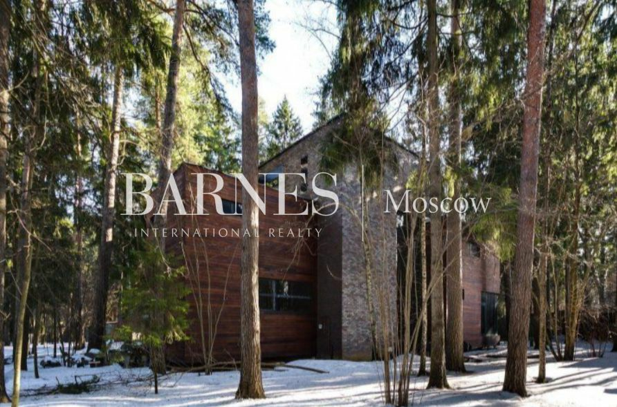 2-этажный коттедж 700 м² без отделки