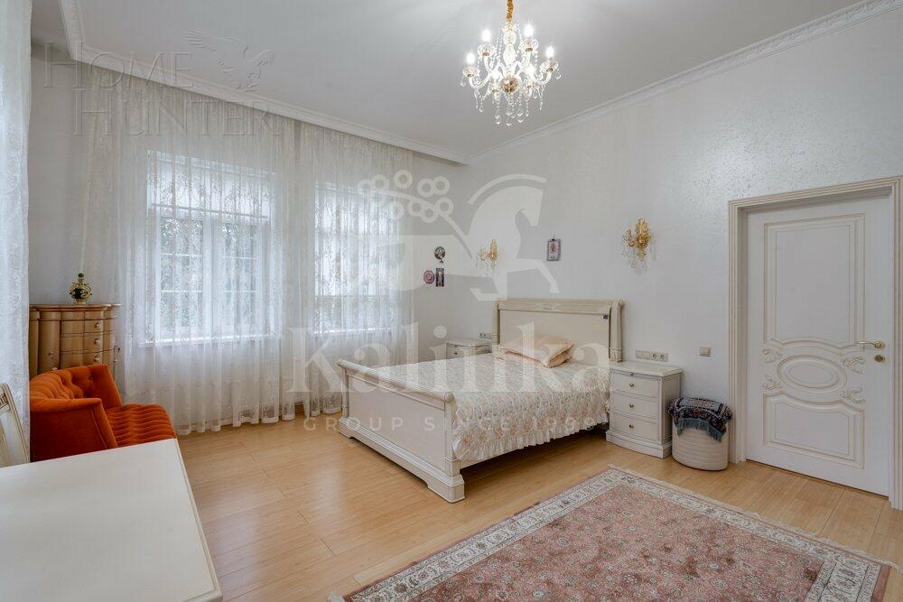 2-этажный коттедж 620 м² с отделкой