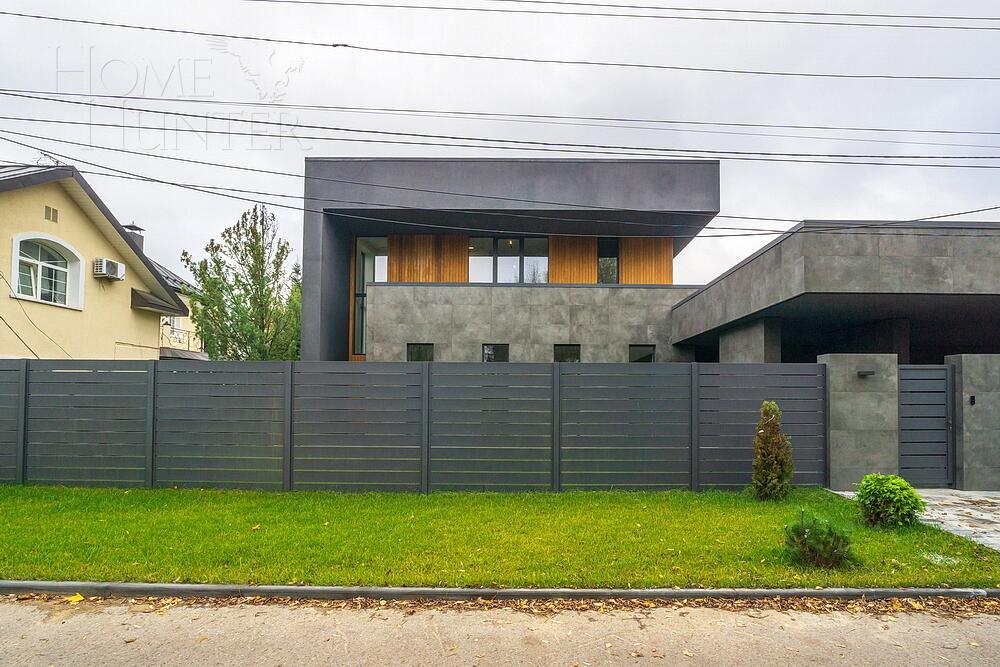 2-этажный коттедж 500 м² с отделкой