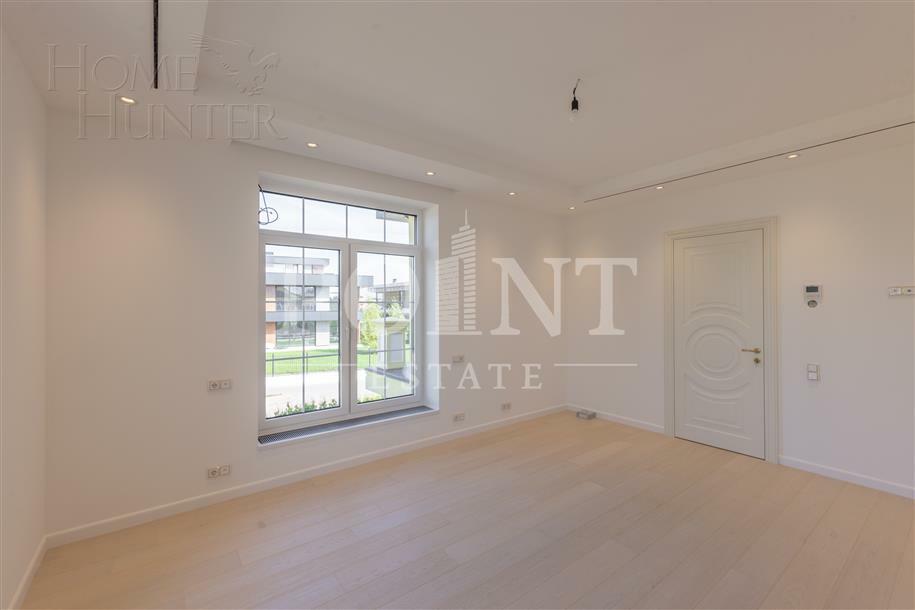 2-этажный коттедж 900 м² с отделкой