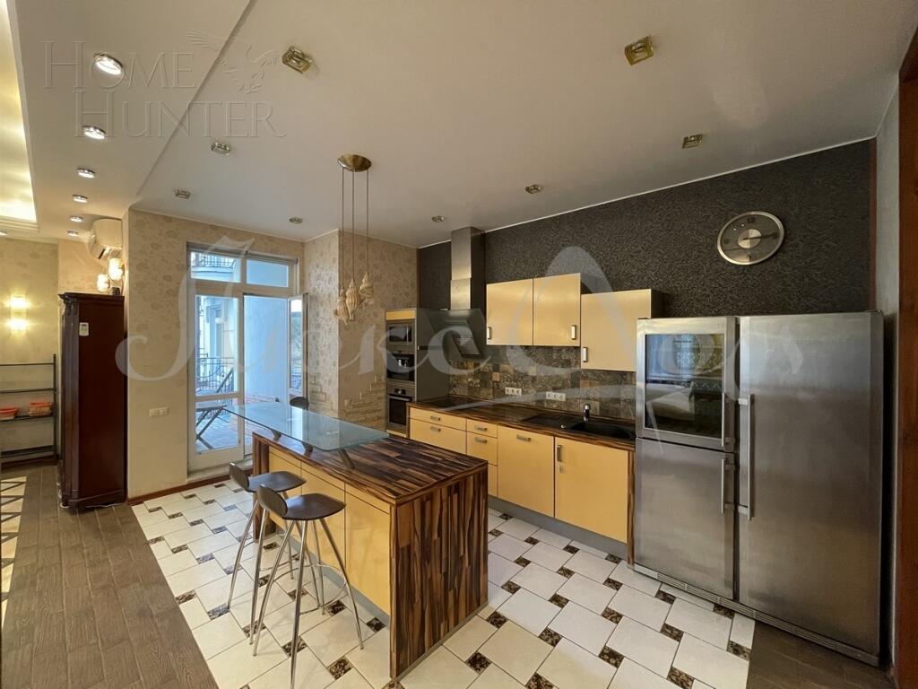 5-КОМН. КВАРТИРА С ОТДЕЛКОЙ 354.1 М² НА 2 ЭТАЖЕ