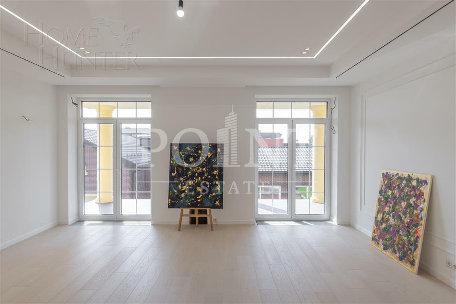 2-этажный коттедж 900 м² с отделкой