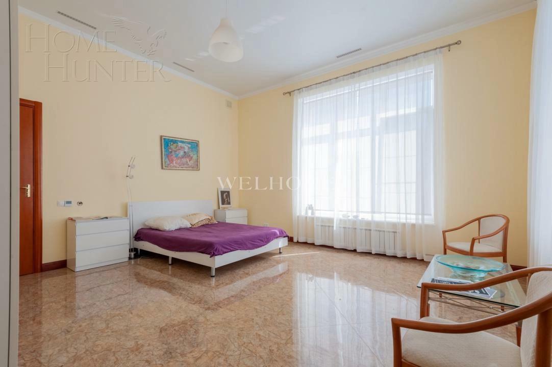 2-этажный коттедж 1 200 м² с отделкой