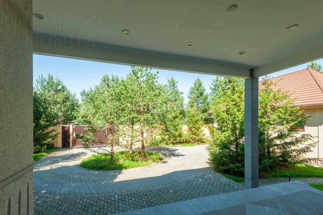 2-этажный коттедж 1 200 м² с отделкой