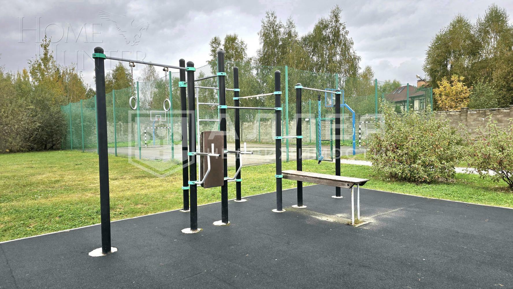 2-этажный коттедж 240 м² без отделки