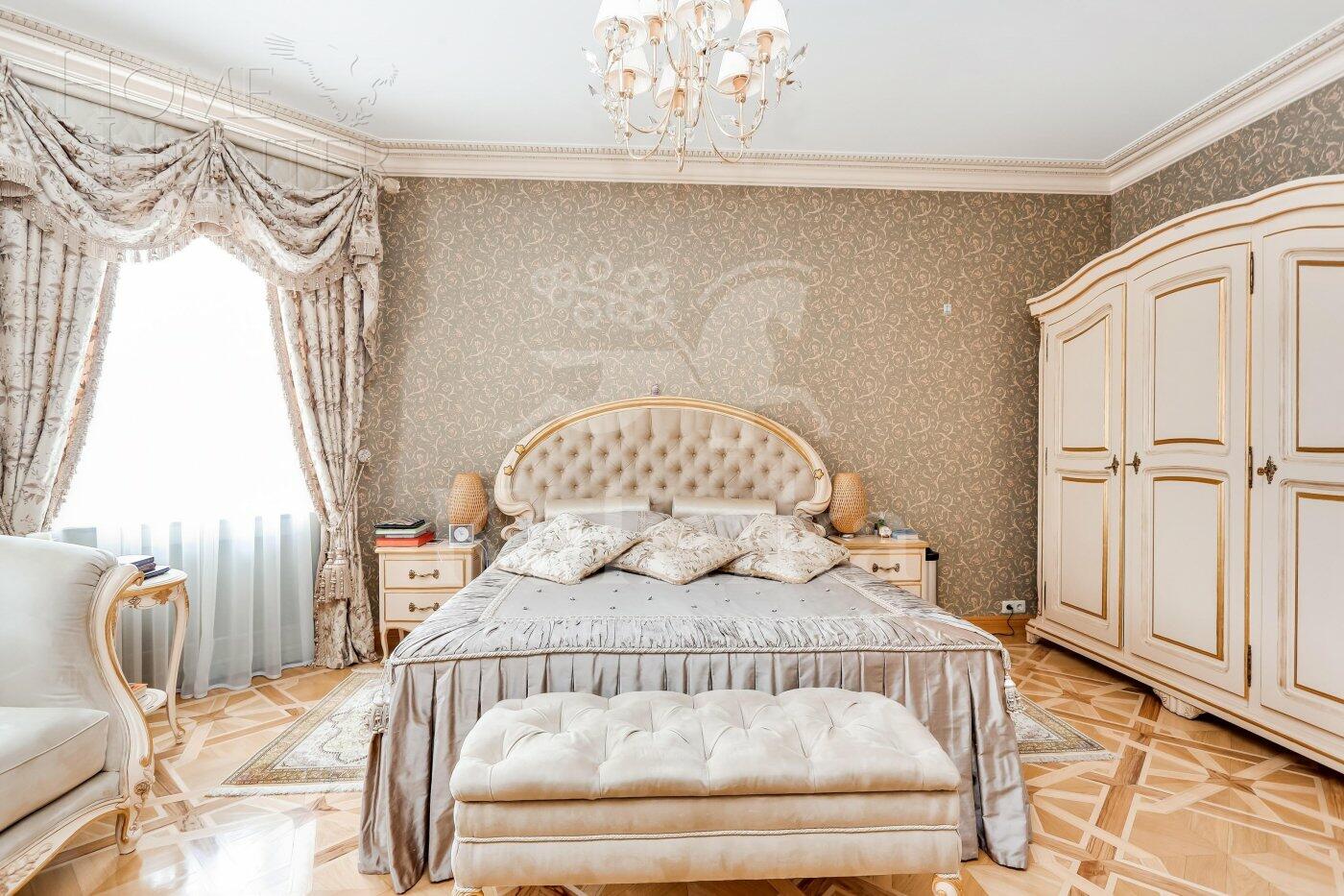 2-этажный коттедж 2 000 м² с отделкой