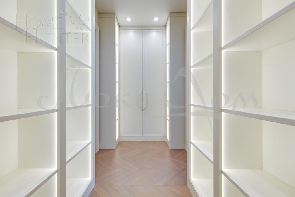 3-КОМН. АПАРТАМЕНТЫ С ОТДЕЛКОЙ 150 М² НА 2 ЭТАЖЕ