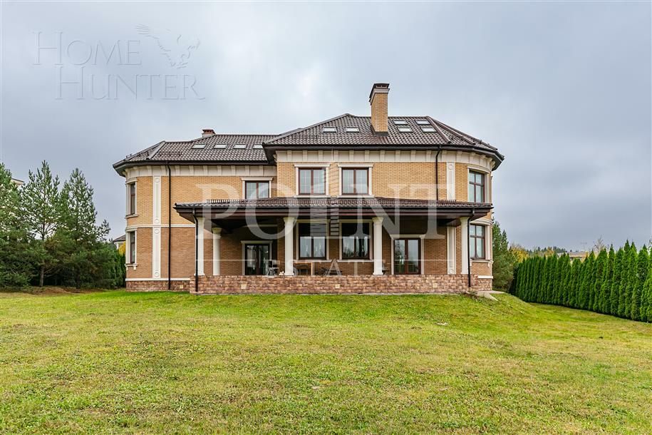 3-этажный коттедж 680 м² без отделки