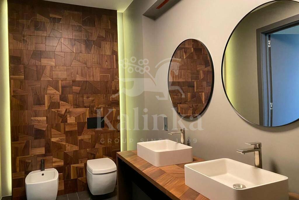 4-КОМН. КВАРТИРА С ОТДЕЛКОЙ 182 М² НА 25 ЭТАЖЕ