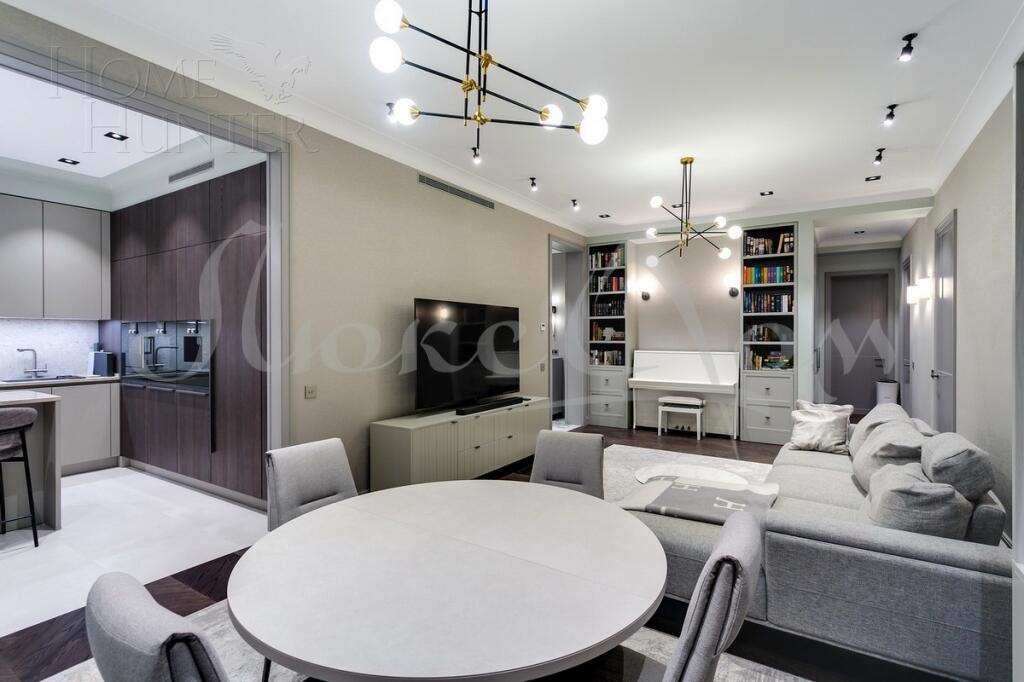 3-УРОВНЕВАЯ КВАРТИРА БЕЗ ОТДЕЛКИ 237.7 М² НА 1 ЭТАЖЕ