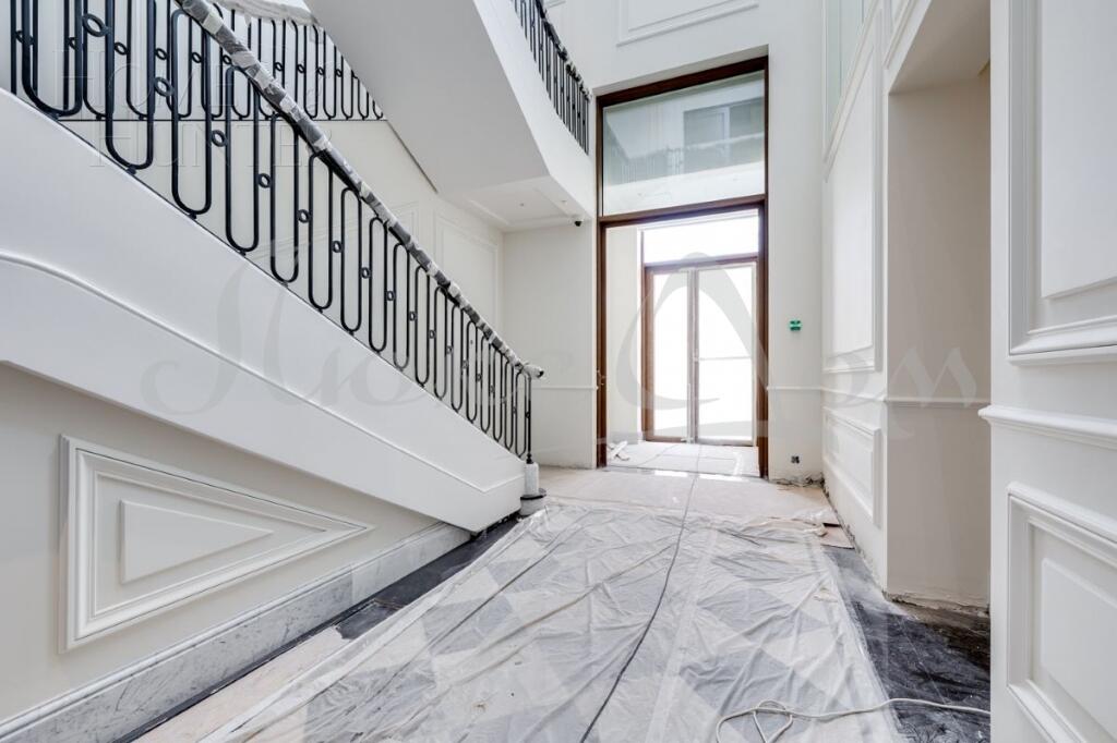 2-УРОВНЕВЫЙ ПЕНТХАУС БЕЗ ОТДЕЛКИ 251.8 М² НА 4 ЭТАЖЕ