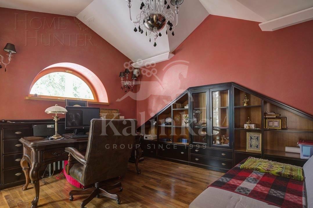 2-этажный коттедж 600 м² с отделкой