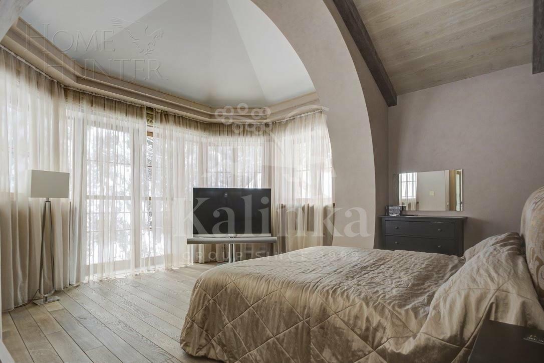 2-этажный коттедж 600 м² с отделкой