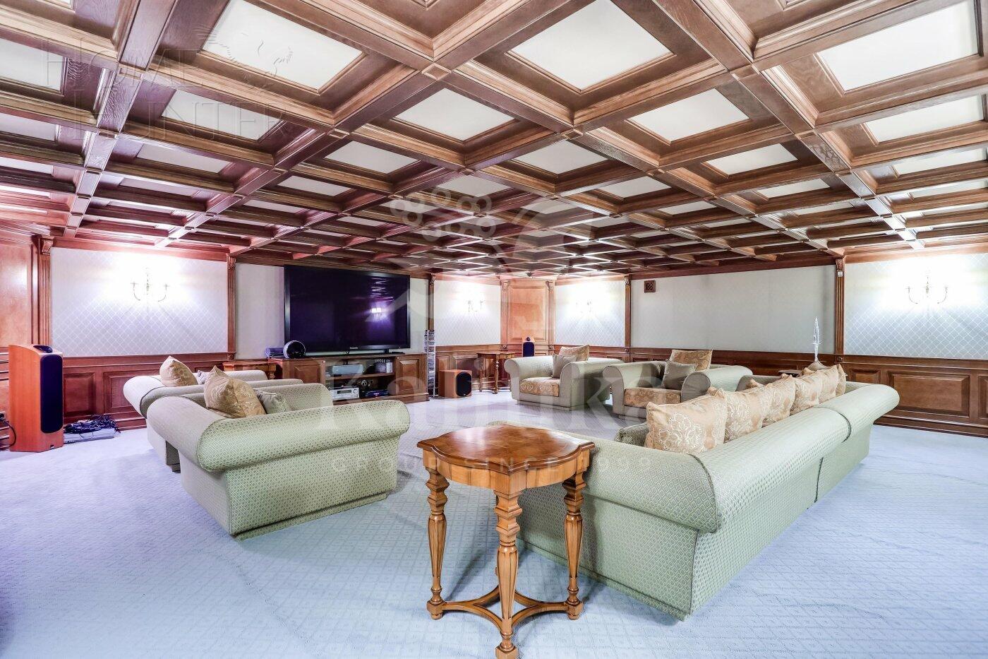 2-этажный коттедж 2 000 м² с отделкой