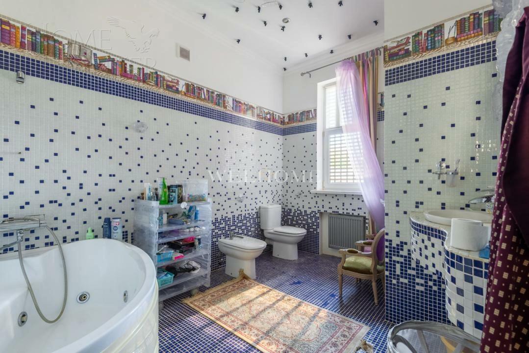 2-этажный коттедж 1 140 м² с отделкой