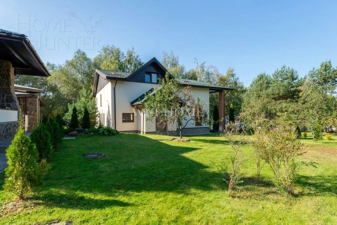 2-этажный коттедж 1 140 м² с отделкой