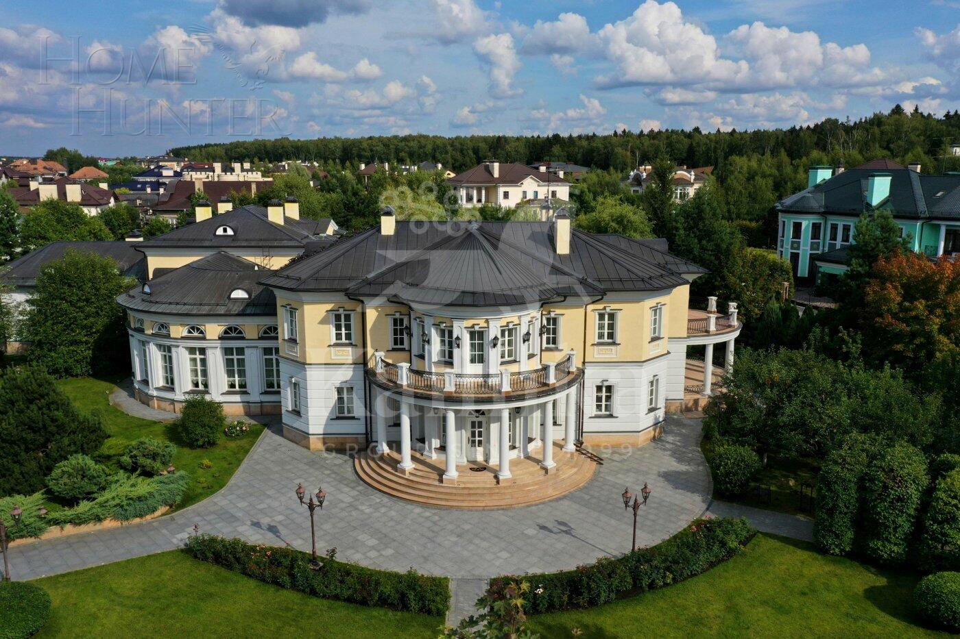 2-этажный коттедж 2 000 м² с отделкой