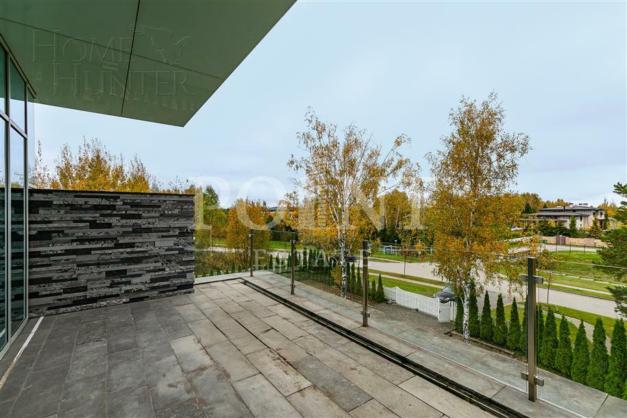 3-этажный коттедж 1 546 м² без отделки