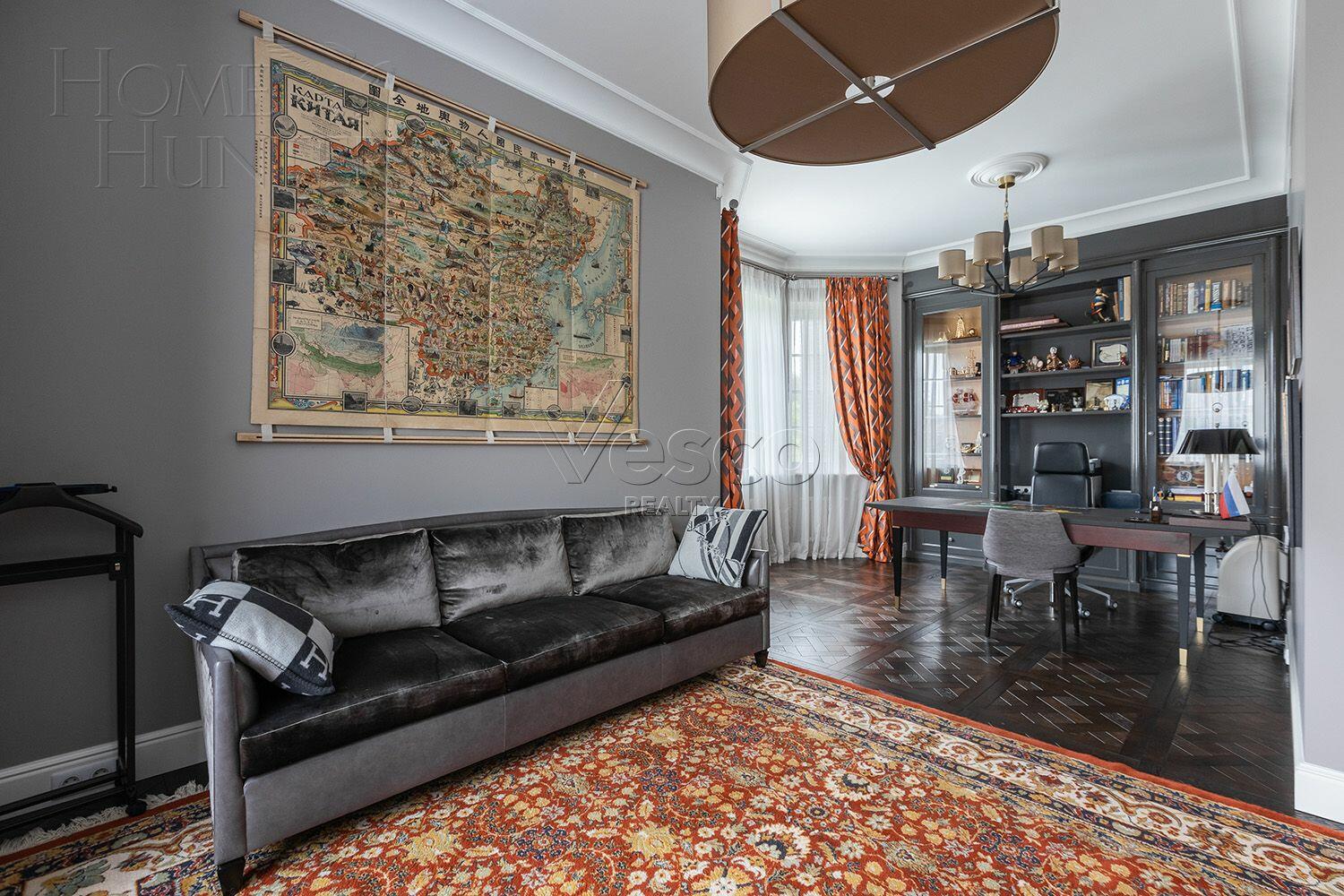 2-этажный коттедж 1 000 м² с отделкой