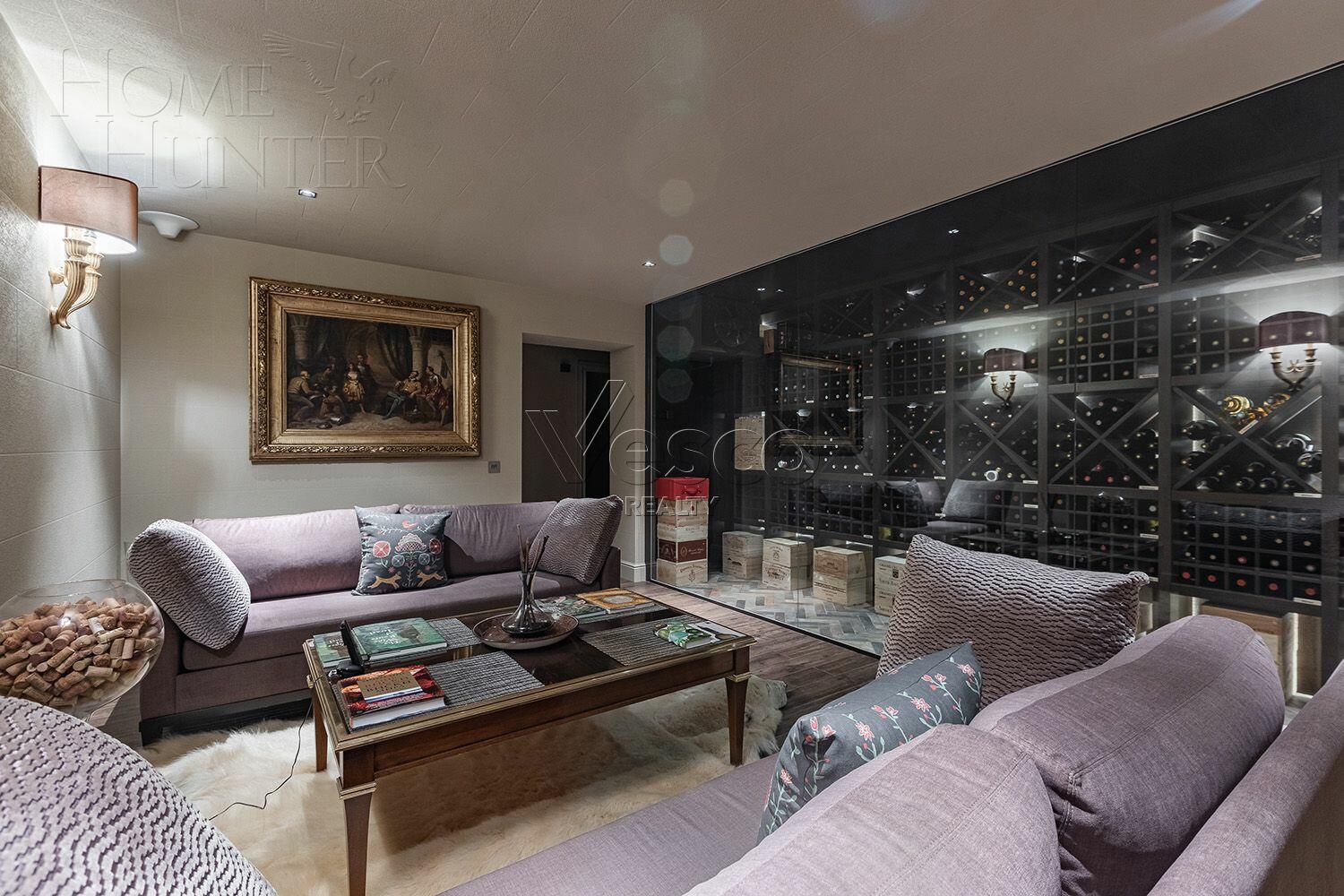 2-этажный коттедж 1 000 м² с отделкой