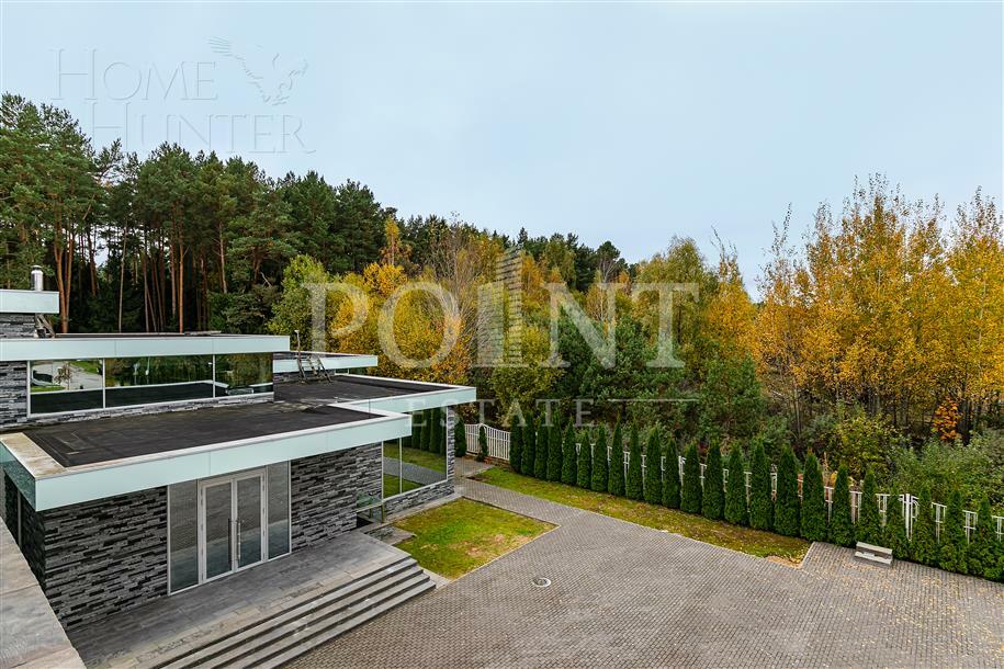3-этажный коттедж 1 546 м² без отделки