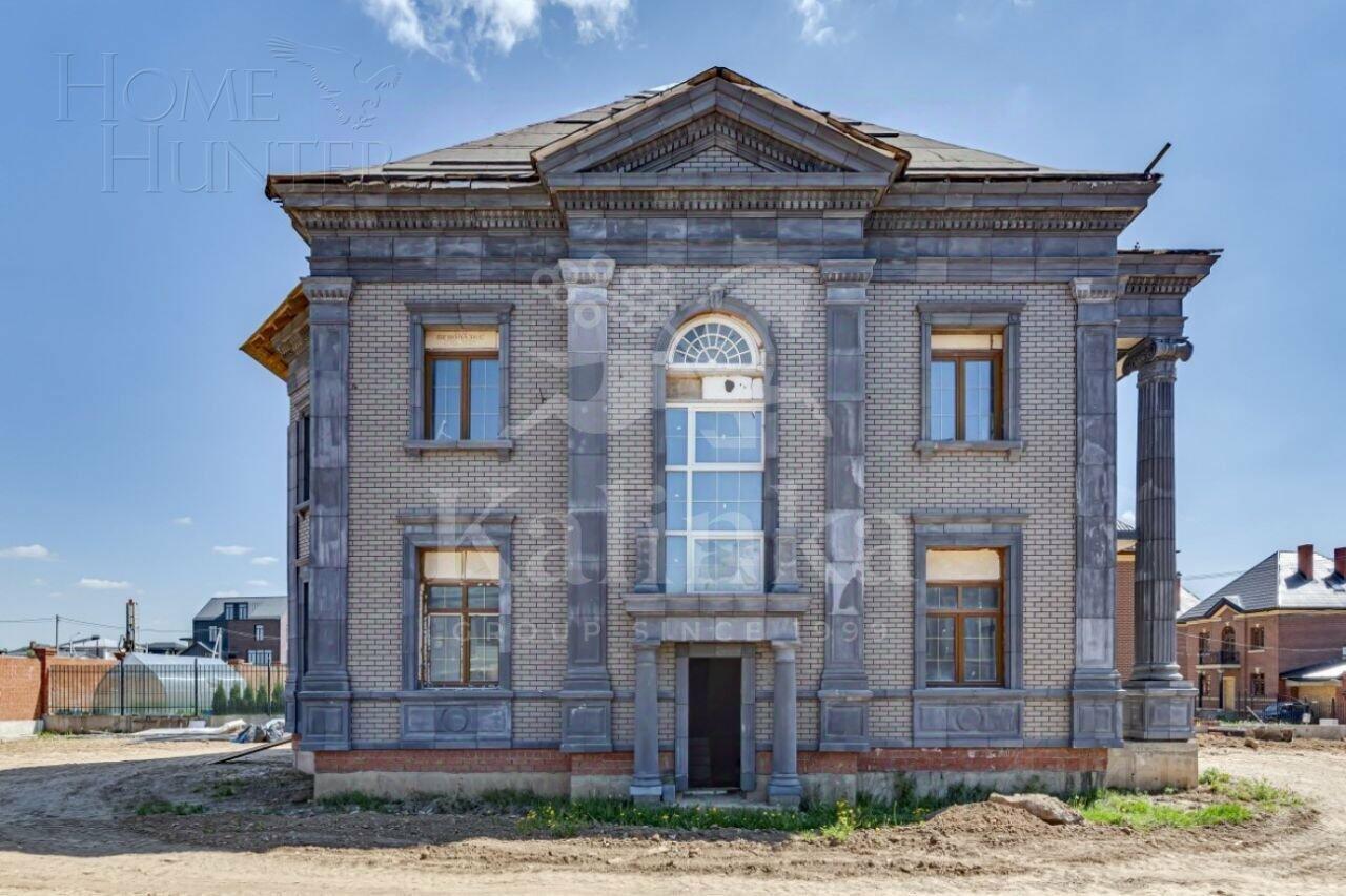 3-этажный коттедж 538 м² без отделки