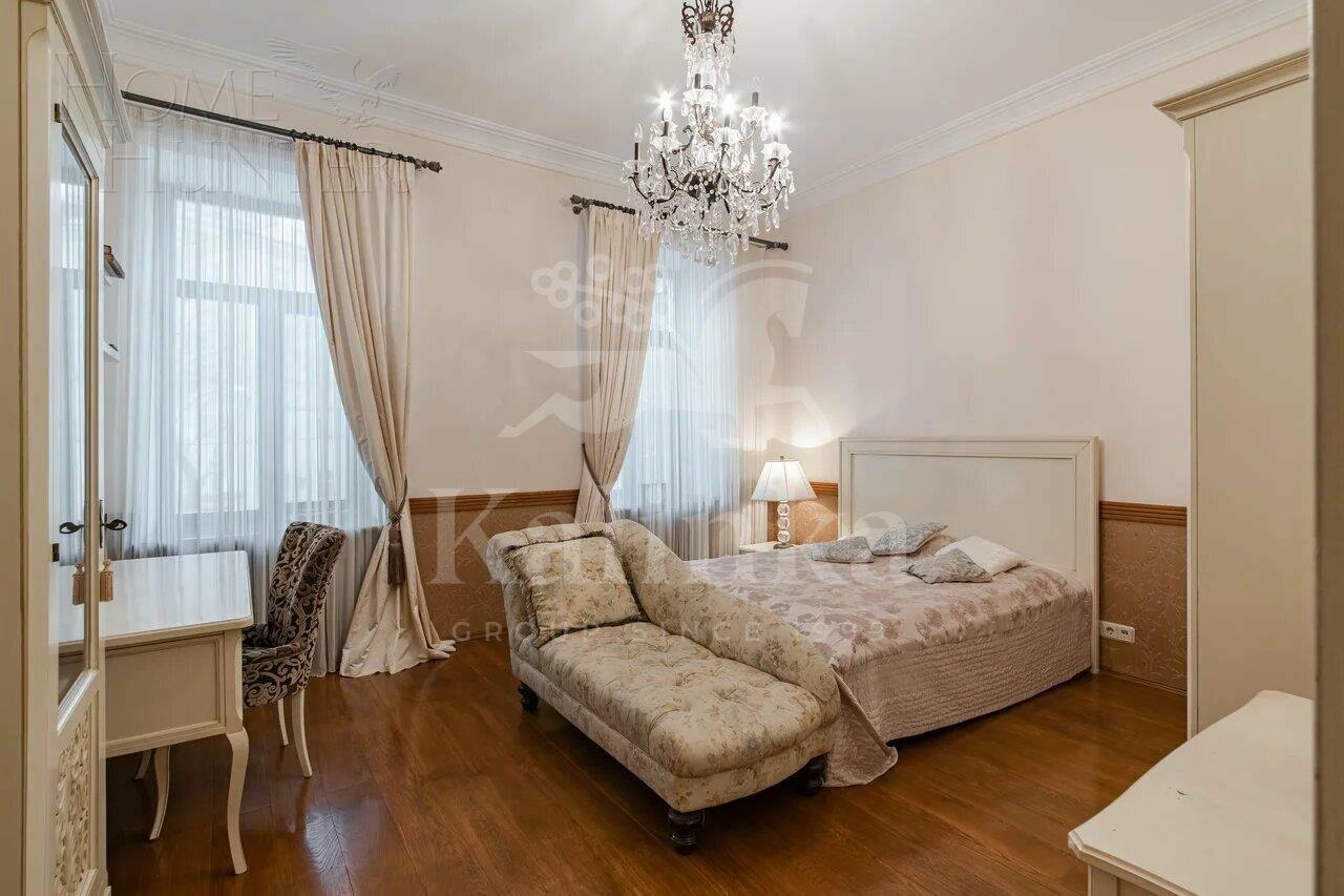 3-КОМН. КВАРТИРА С ОТДЕЛКОЙ 135 М² НА 2 ЭТАЖЕ