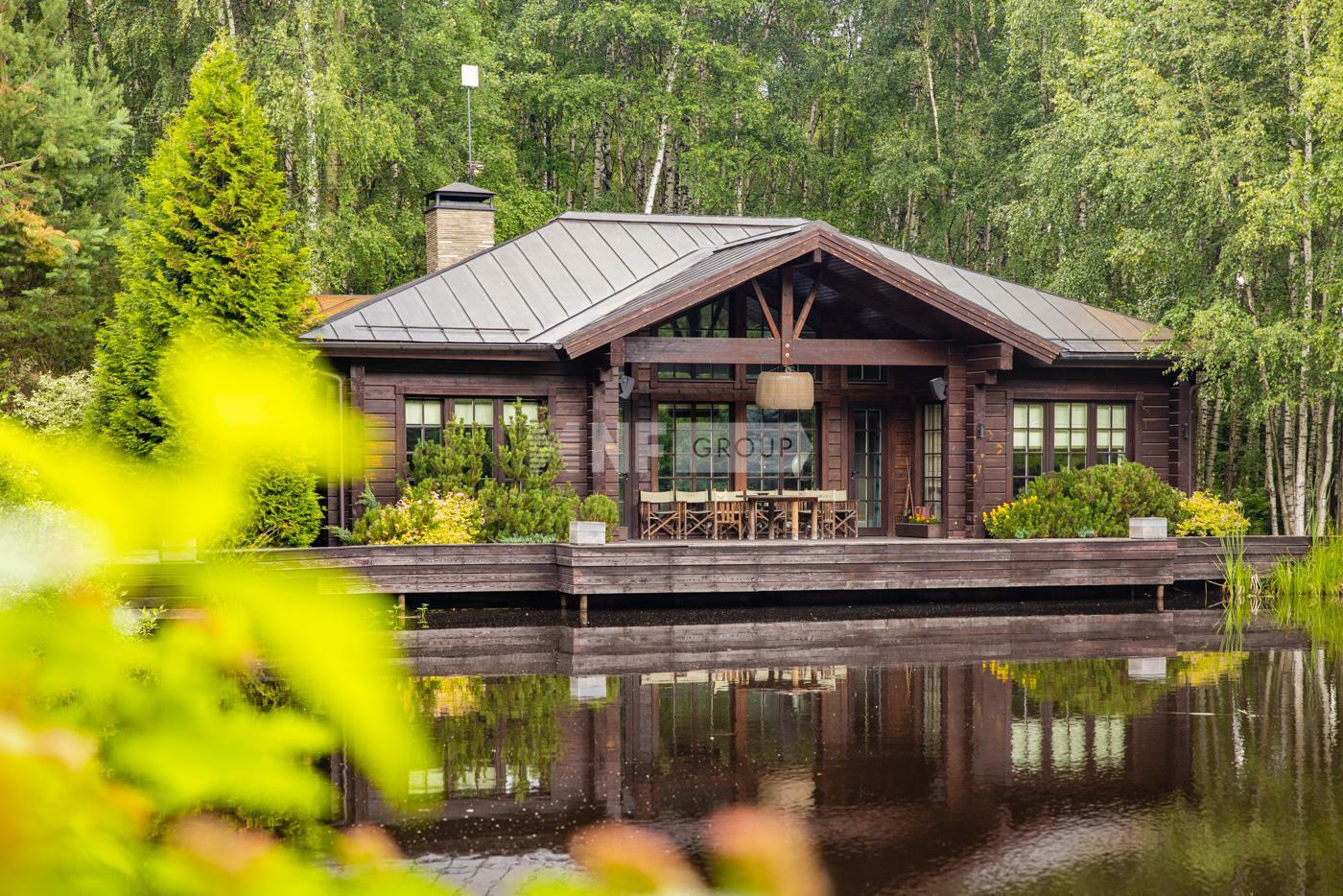 2-этажный коттедж 1 000 м² с отделкой