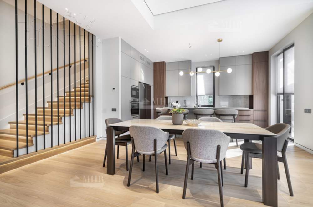 2-этажный коттедж 600 м² с отделкой