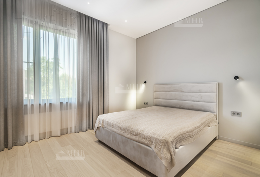 2-этажный коттедж 600 м² с отделкой