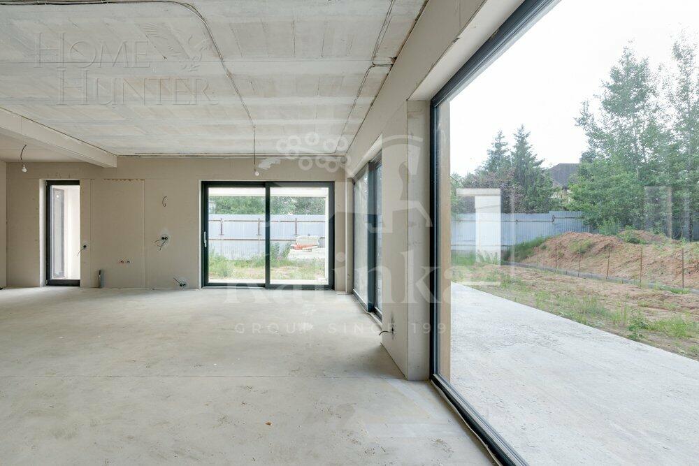 2-этажный коттедж 350 м² без отделки