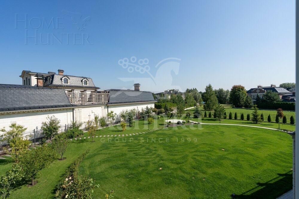 2-этажный коттедж 800 м² без отделки