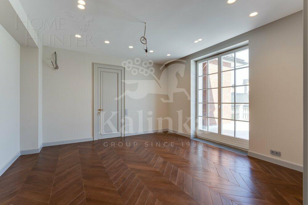 2-этажный коттедж 800 м² без отделки